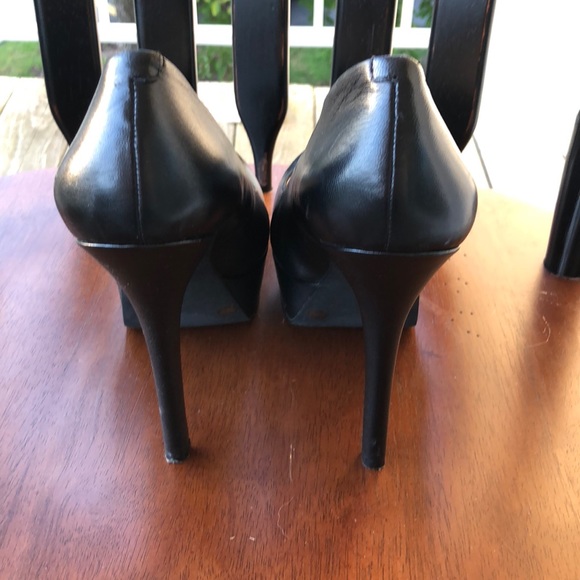 Jessica Simpson Stiletto High Heel Size 9M - Picture 3 of 4